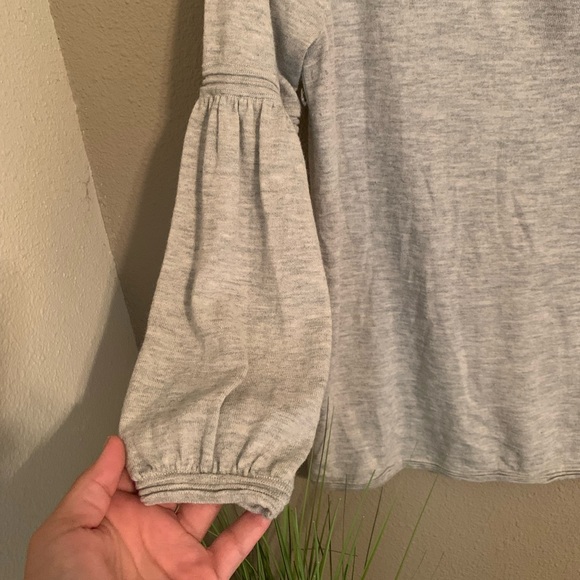 LOFT 3/4 length sleeve. Gray blouse. Size M. - Picture 4 of 7